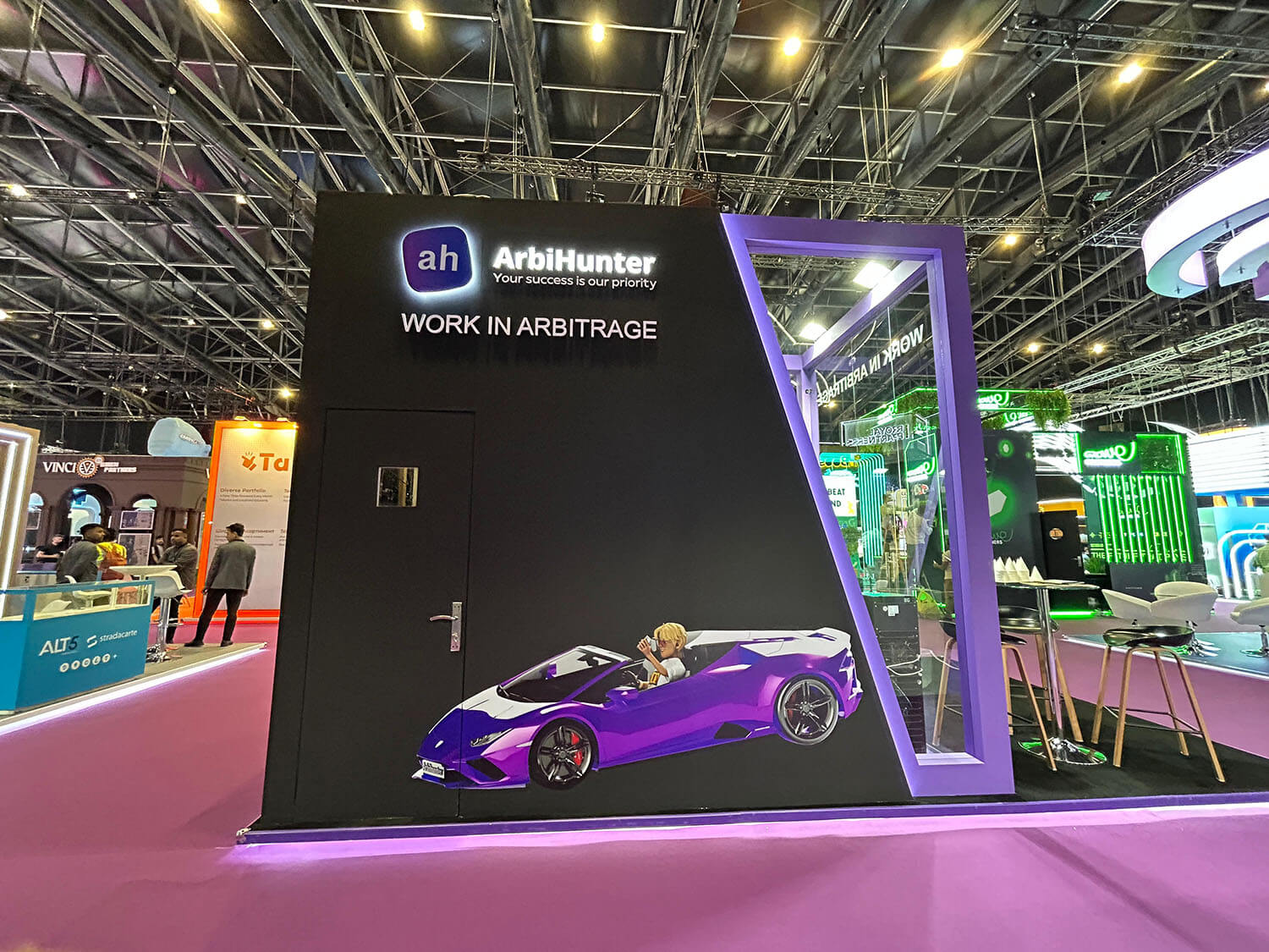 Trade Show Booth Builder for Rental Booths UAE 3 exhibition stand contractor